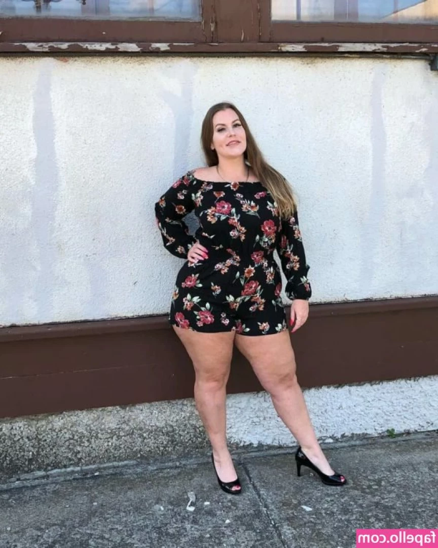 Kay Hill [ kay-hill ] - started creaming on just the tip