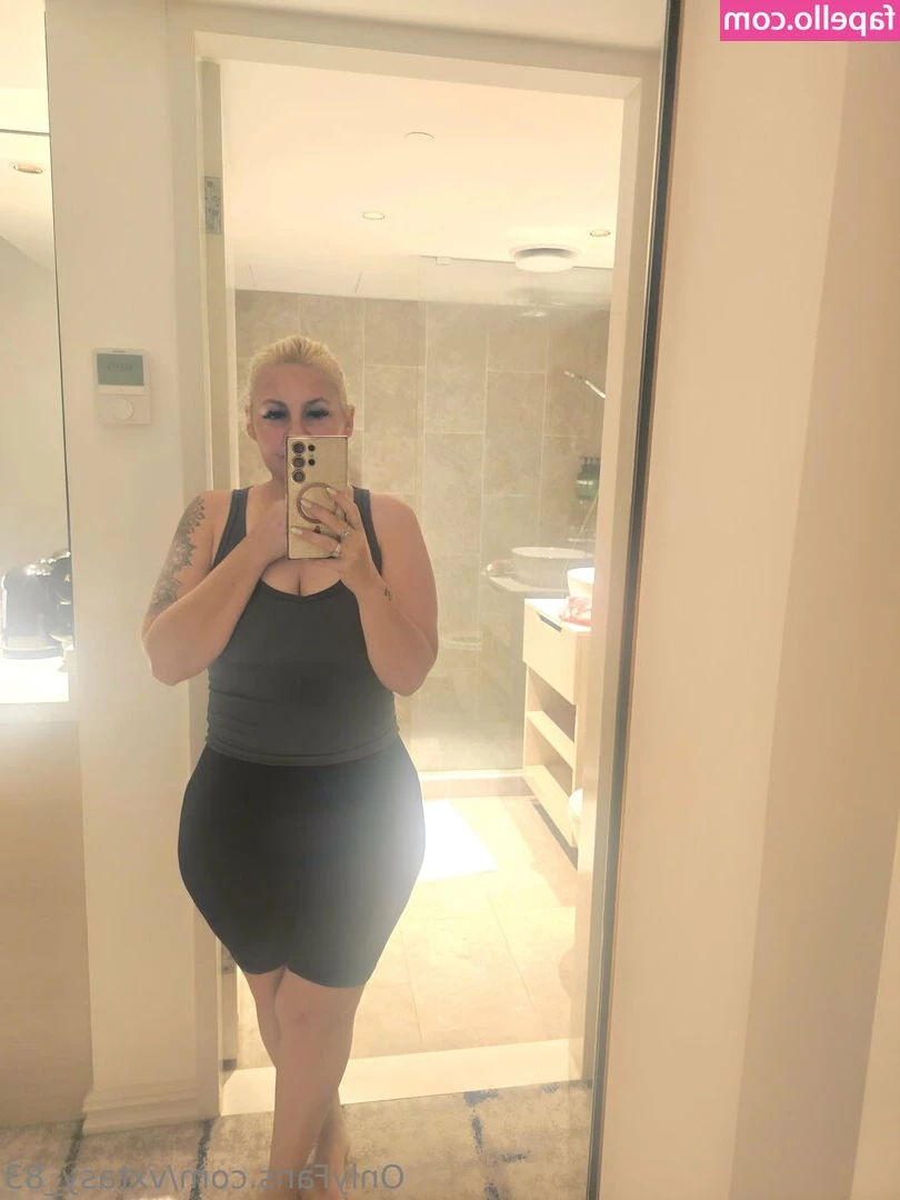 vxtasy_83 [ vxtasy-83 ] - You can tell I took photos in ribbed panties right before I took