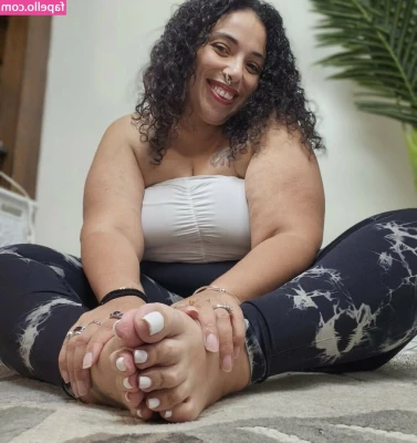 thicc_n_spicee [ thicc-n-spicee ] - If you have ever jerked off to me  you better pay your fap tax