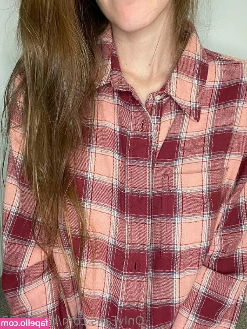 br000k33 - Will someone buy me a velvet duvet cover? 🥺