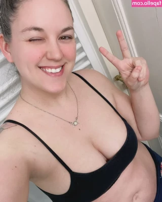 yourcora - Why my ass, pussy, and tboy dick look so plump and swollen right