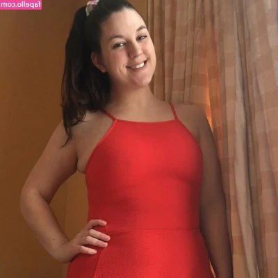 yourcora - back to business... find me in dm 🍑