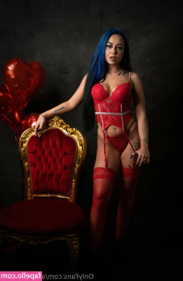 ayagoldiefree - Do you like my new bra