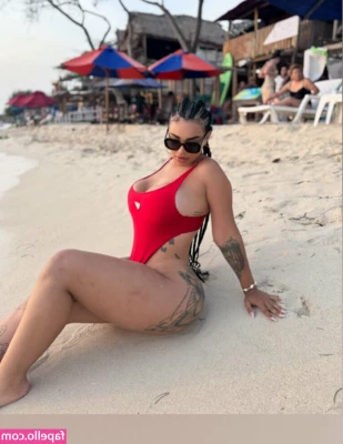 tatiqueen_oficial [ tatiqueen-oficial ] - Working for my bills and surgery money  Please be mindful  If you