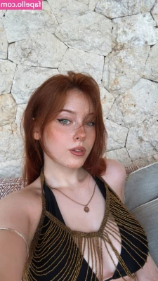 KDRkitten [ kdrkitten-1 ] - good morning from tenerife   plenty of fun content to come xxx part 1