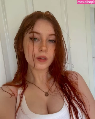 KDRkitten [ kdrkitten-1 ] - Once a guy challenged me to play in a fitting room with this thing part 1