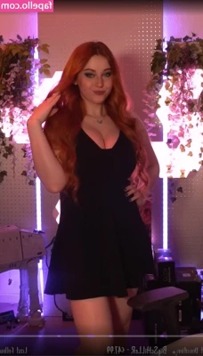 KDRkitten [ kdrkitten-1 ] - Please could someone tip some   I m in London with my bestie atm n we