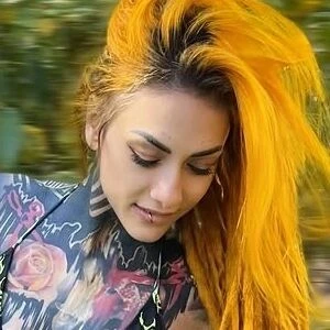 Lena Scissorhands