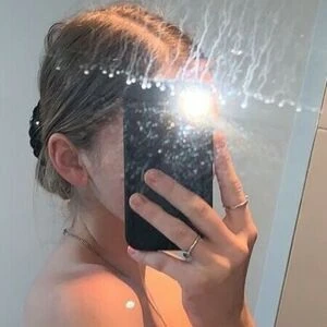 Vavi_Secret
