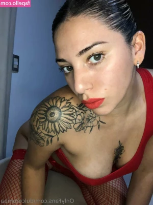 dulceromaa - I love sending you nudes 😖