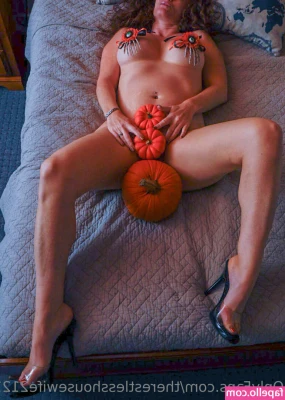 therestlesshousewife2121 - HERE are my last content recorded in the old apartment...  In this