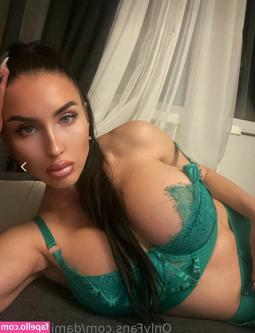 Yulia Kuznetsova [ yulia-kuznetsova ] - Fantasising about the way you touch me is making me want you so bad