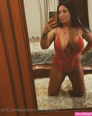 sexybeeea_free [ sexybeeea-free ] - It's my birthday today so I thought I would celebrate in my birthday