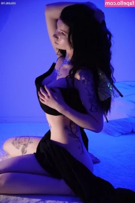 Yakisa.insta [ yakisa-insta ] - Today we had sex with my best friend and we are so naughty that we