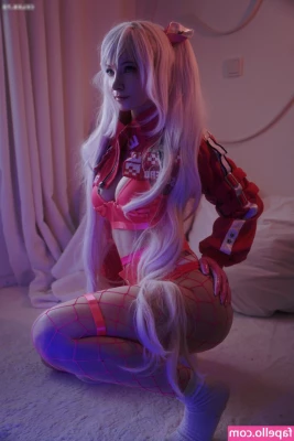 Yakisa.insta [ yakisa-insta ] - Hey  guys  I ve added several things to my wishlist   there s still