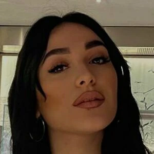 Valentina Naomi