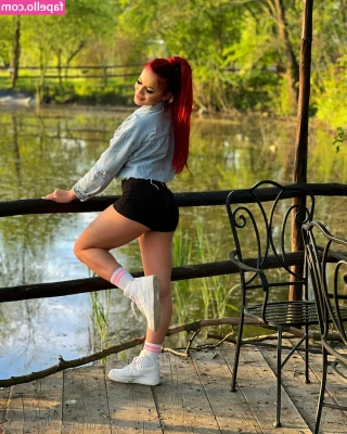 itsfoxyhoe - do you like long legs?🥵