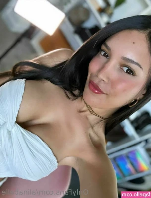 Alinabelle - Way past time for a trim