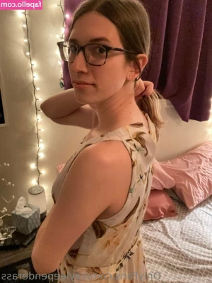  [ cayleependerass ] - HOT LATINA   ONLINE 24 HS   babyjane26     FOOT    CUSTOMS    NUDES  