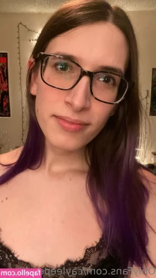 Cayleependerass - Happy Tuesday 😘💋💋💕