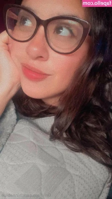 ninnablue - It's almost Friyay 🥰