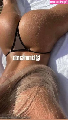 miajoseee - No makeup and pimple patch but… do you like this new lounge set?