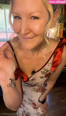 harlowflowerfootgoddess - Sunday funday
