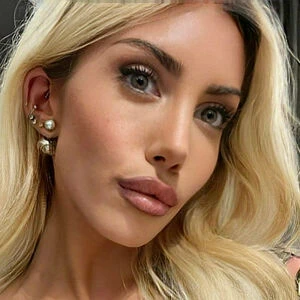 Nastya Kamenskih