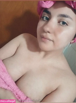amapoladel98 - I should keep toys in my car and masturbate everywhere I