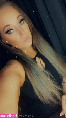 luvednwanted - Take a bite outta this 🍎