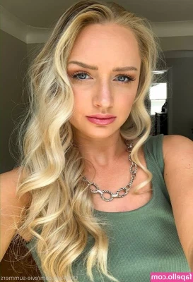 evie-summers - Happy FBF! Since tomorrow is my birthday, this Friday is going to be