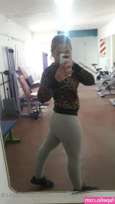 noeliapink - Feeling extra sexy and stretch today 🤩 How are you?   Lets talk