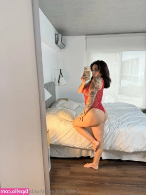 lucianamilessix [ lucianamilessix-1 ] - So I just might have a ton of photos and clips to sort through from