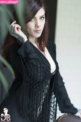Itsbeadux - Streaming on my Chaturbate channel guys!