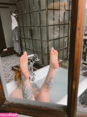 Itsbeadux - Decided to take some pictures in public 😍🥰