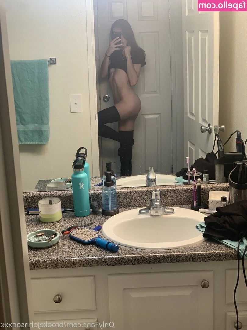 Brooke Johnson [ brooke-johnson ] - I now have a free page @jessierogersfree   For anyone that subscribes
