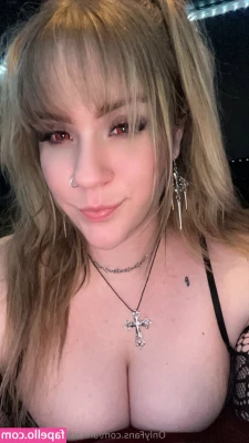 annabananamarcoxo - too small shower for two 😏