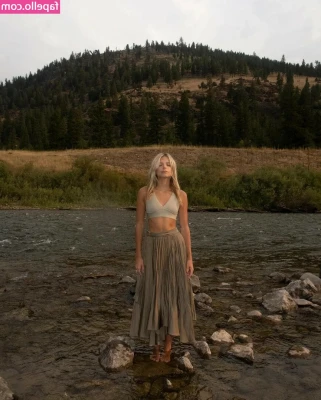 Carter Faith [ carter-faith ] - JUST BOUGHT A METRIC FUCKTON OF NÉE LINGERIE THAT I CANT FUCKING