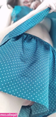 _AliceCherry_ [ alicecherry ] - If you could spend 5 minutes with me, what would we do?
