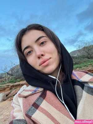 kara_xaen [ kara-xaen-1 ] - Good afternoon beautiful people  I have some exciting content going