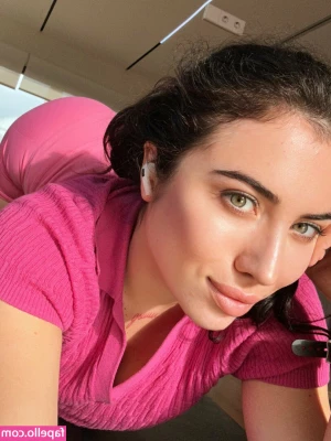 kara_xaen [ kara-xaen-1 ] - I don t woah easily  but I like to be delightfully surprised