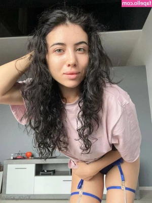kara_xaen [ kara-xaen-1 ] - Monday motivation.... 2 new videos dropping later this week!! 😘😘