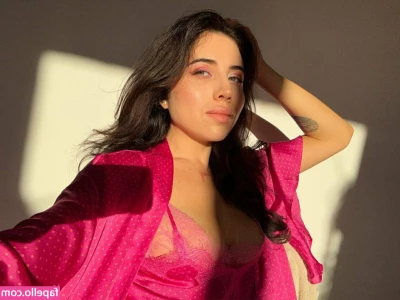 kara_xaen [ kara-xaen-1 ] - Cum check out this babes sexy content    https onlyfans com