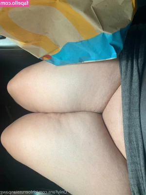 slaviccaramel - playing with my pussy x