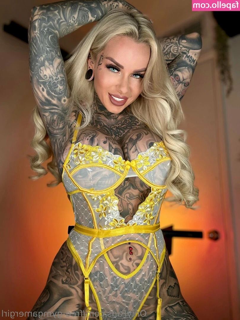 free-gymgamergirl [ free-gymgamergirl-2 ] - Omg 😳 I erupted like a volcano 🌋 on my bathroom floor.