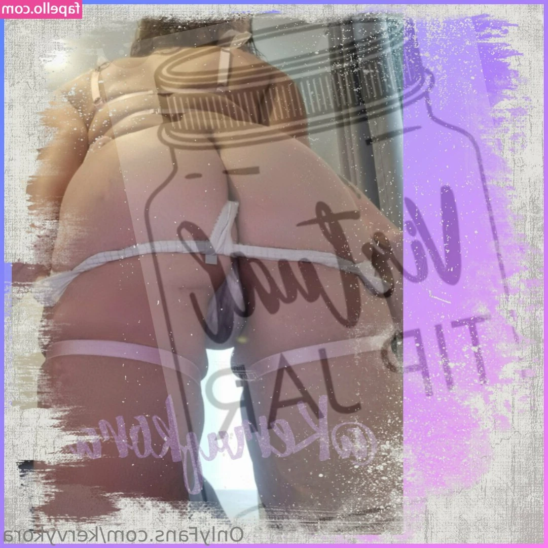 kervykora - You can see my nips - how scandalous!