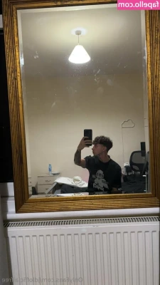 jdlofficialfree - Would you let me suck your cock on the 1st date?