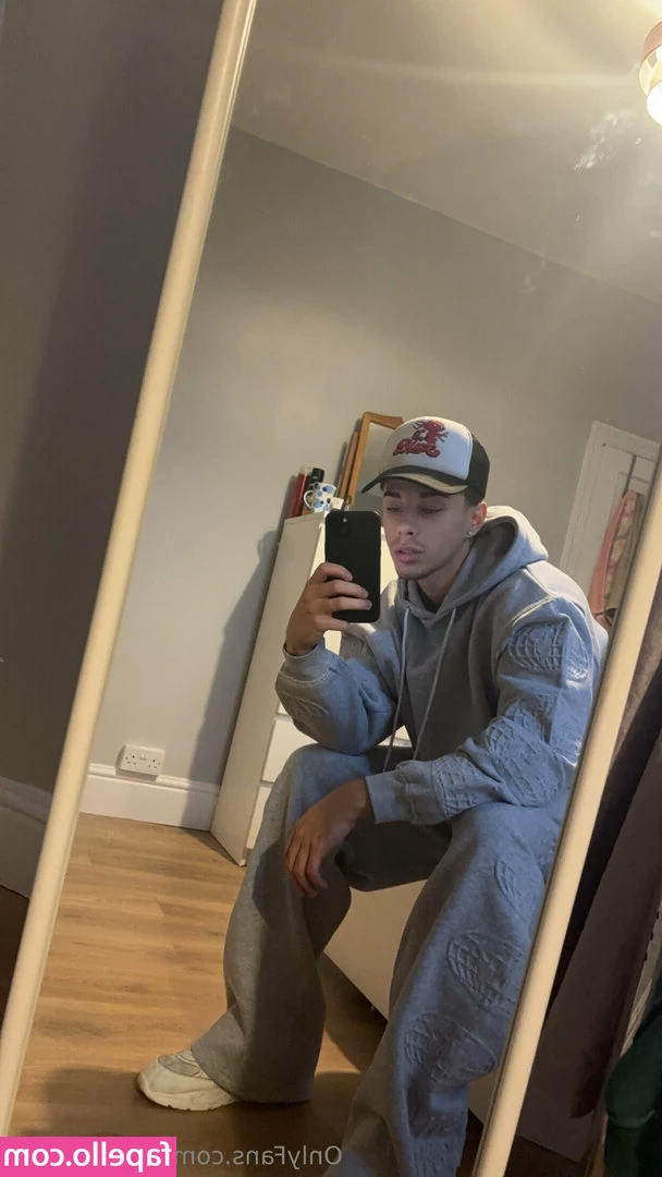 jdlofficialfree - Hi daddy 😈