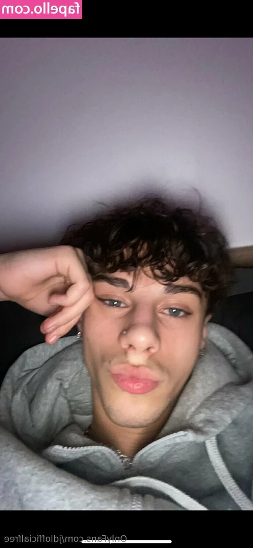 jdlofficialfree - Try to do exercise I always sweaty and wet when my body keep moving