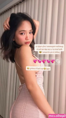 AlodiaMarie [ alodiamarie-3 ] - hmmm...my butt looks cute @mysterymeat3x